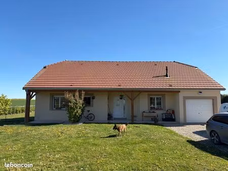 maison plain-pied 3 chambres – garage  terrasse et jardin