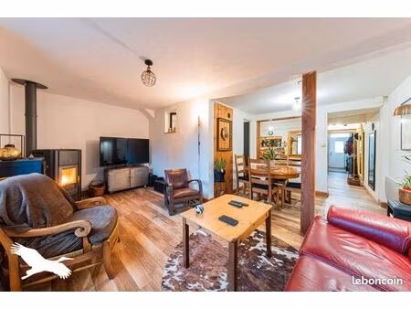 maison de ville 3 pièces 120 m²