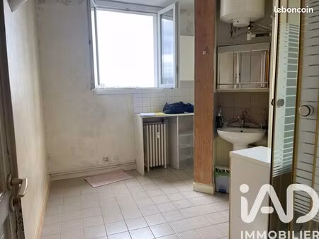 appartement 1 pièce 8 m²