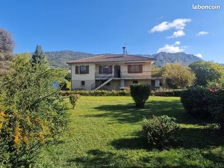 inconnu 6 pièces 131 m²