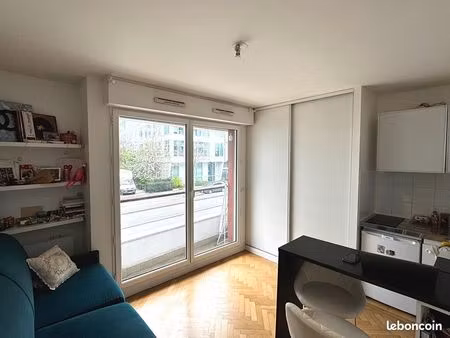 studio 1 pièce 20 m²