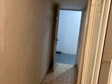 vends local neuilly sur seine 55000