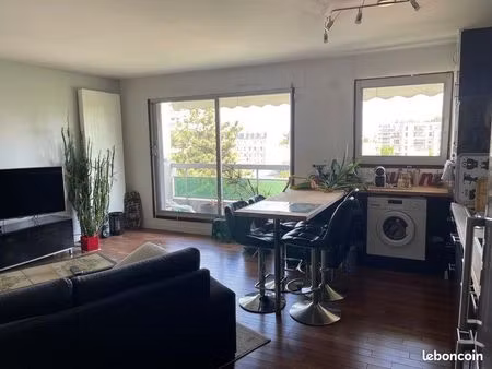 appartement t2 bécon les bruyères