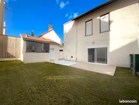 duplex 5 pièces 80 m²