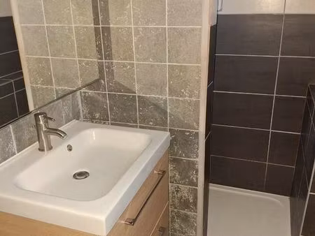 appartement hypercentre 36m2 avec parking