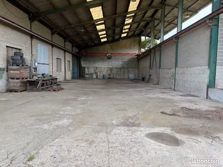 local 400m2 ?