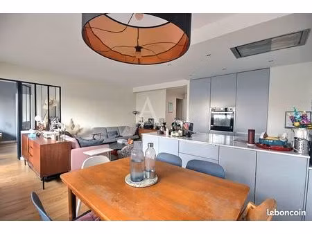 appartement 4 pièces 82 m²