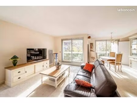 appartement 4 pièces 109 m²