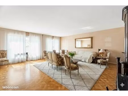 appartement 5 pièces 121 m²