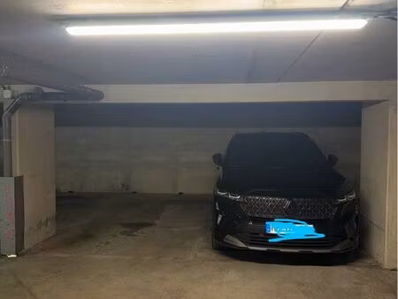 parking à louer