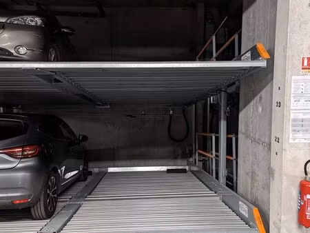 place de parking sécurisée 12m2 - issy les moulineaux (limite vanves/clamart)