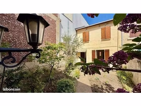 maison 6 pièces 120 m²