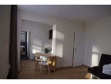 location meublée appartement 1 pièce 25 m² à wasquehal (59290)  560 €