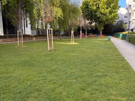 bel appartement 2 pièces 52 m²  quartier philosophes  à 8 min du métro gabriel péri