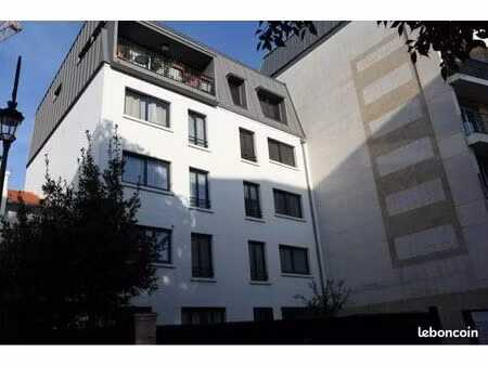 beau 3 pieces de 53m2 à puteaux