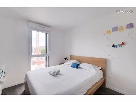 appartement meublé 80 m² – 3 chambres – proche métro 4 & rer b
