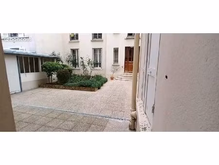 commerce levallois perret