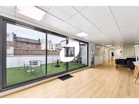 bureaux 144 m²