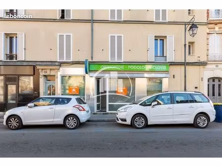 local 70 m² colombes