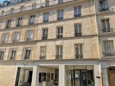 local 135 m² puteaux