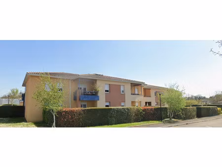 caussade - t2 avec parking - 477eurcc