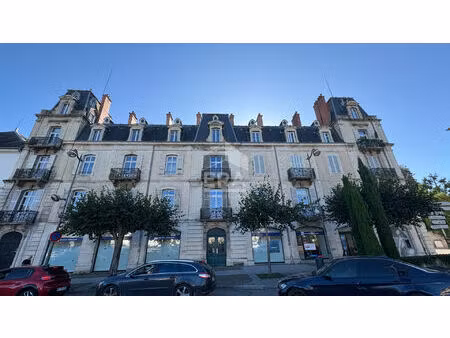 appartement dole place grevy  7 pièce(s) 183m2 avec ascenseur  greniers  cave   parking