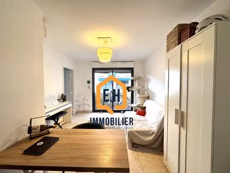 appartement t2 en centre ville de hyeres