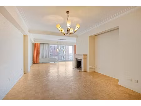 lichtrijk appartement met 3 slaapkamers te koop in mechelen.