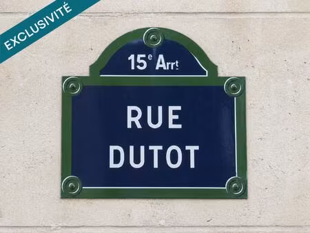 lumineux  optimisé  vue jardin et toits  prêt à vivre