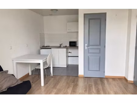 location appartement  m² t-1 à périgueux  411 €