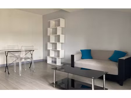 location appartement  m² t-2 à périgueux  428 €