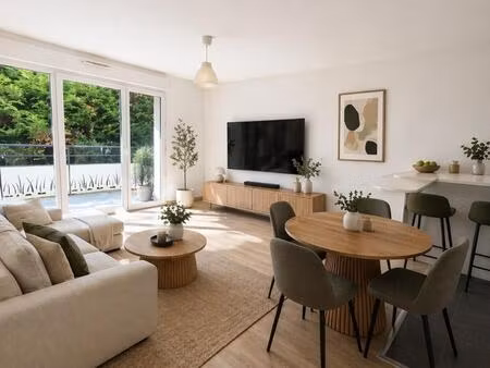 à vendre – t2 bis lumineux avec balcons –