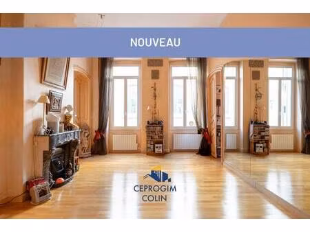bureau prefecture bourgeois