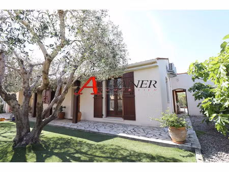 maison de plain pied - 3 faces - 87m2 - garage & piscine
