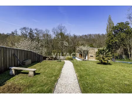 maison en pierre-3 chambres-1 bureau