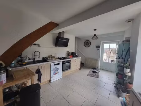 maison 98 m² à louer à proximité de beaune avec extérieur