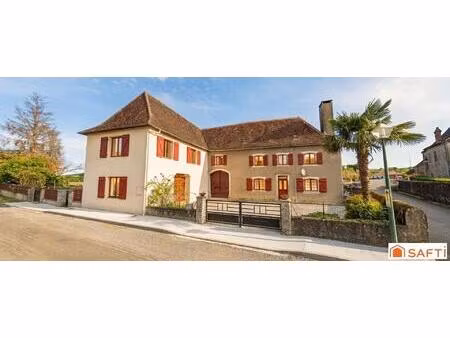 corps de ferme xviii ème siècle - double habitation - fort potentiel à valoriser