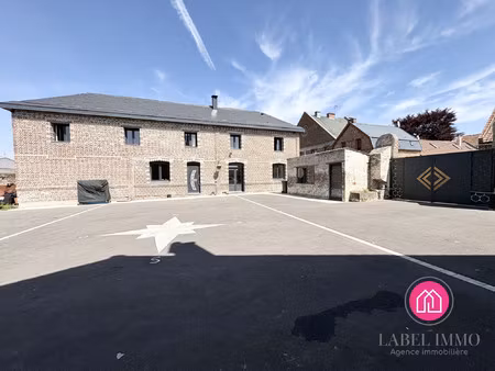 maison individuelle avec grange