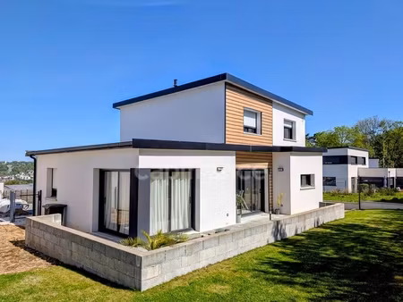 maison contemporaine 5 pièces à vendre landerneau rive sud (29)