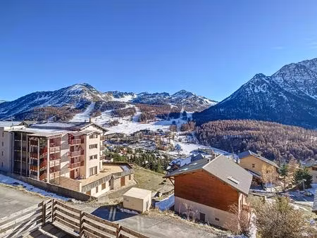 un panorama d’exception sur montgenèvre et ses sommets