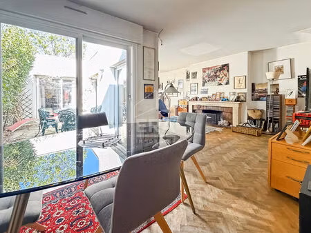 maison familiale avec double salon  4 chambres  patio  jardin