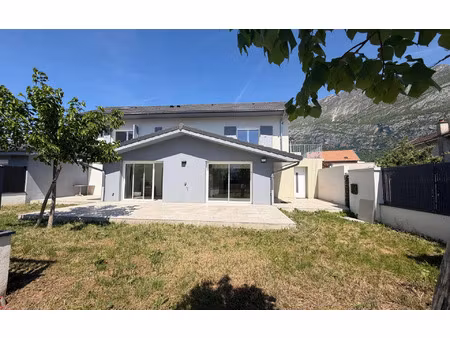 maison saint-égrève 140 m² t-6 à vendre  487 000 €
