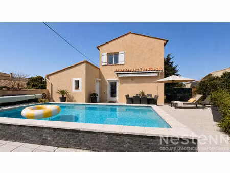 maison non mitoyenne de 4 chambres avec piscine et proche centre ville de st maximin