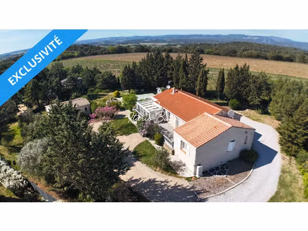 villa t6 avec piscine et grand terrain au coeur du minervois