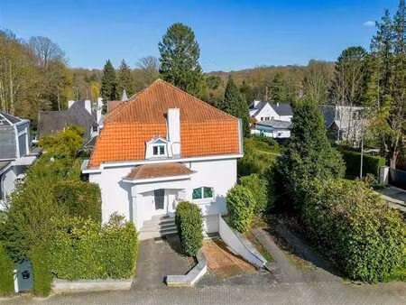 quartier fort-jaco - villa rénovée avec jardin et parkings