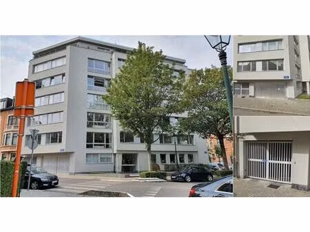 parking à louer à place guy d'arezzo 17 uccle (vbe15336)