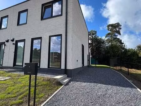 moderne energiezuinige woning met 3 slaapkamers te huur