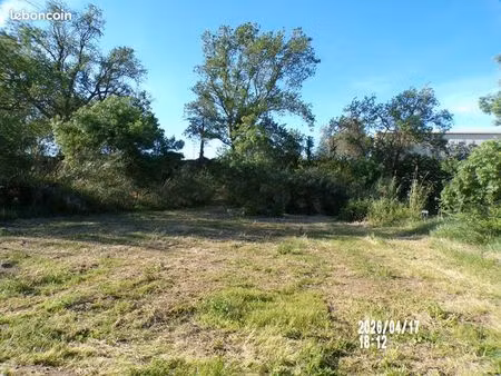 terrain 3 816 m² fabrezan