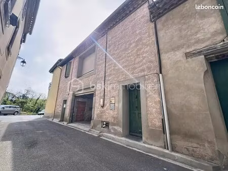 immeuble 4 pièces 135 m²