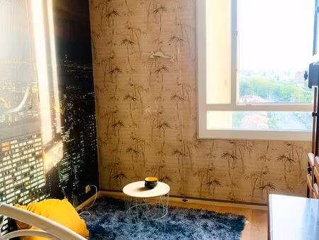 un appartement loué une pièce